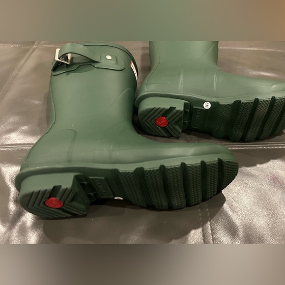 Hunter Classic Dark Green Boots - Picture 7 of 7